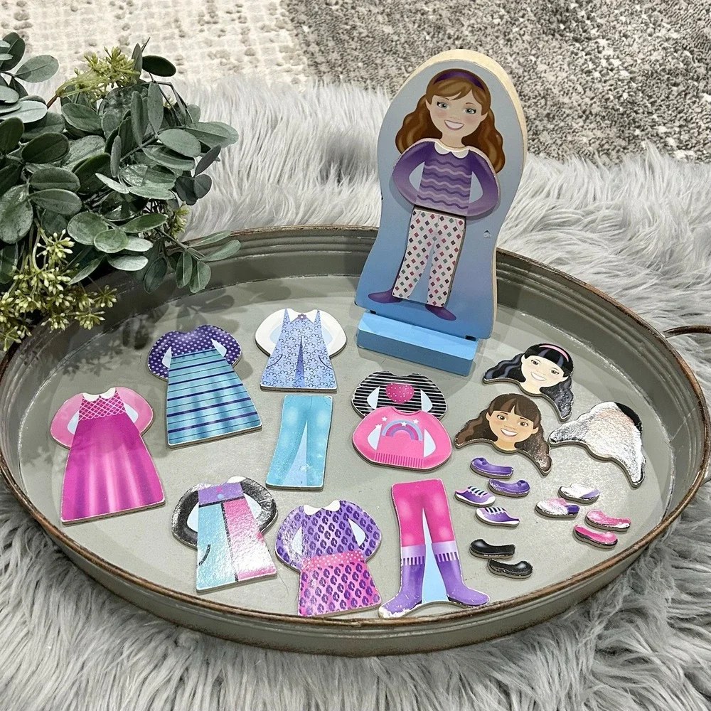 Melissa And Doug Fun Fashions Magnetic Dress-Up Doll Bundle‎